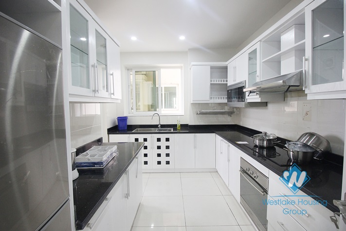 Furnished 3 bedroom apartment for rent in Ciputra E Tower